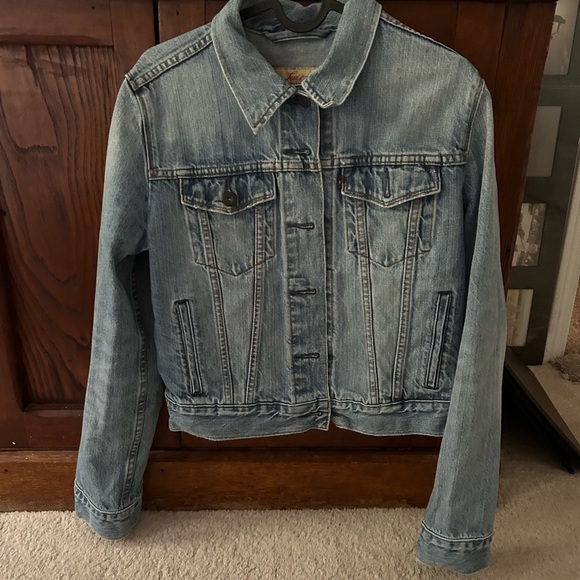 Levi's Light Blue Denim Jacket - Picture 5 of 8